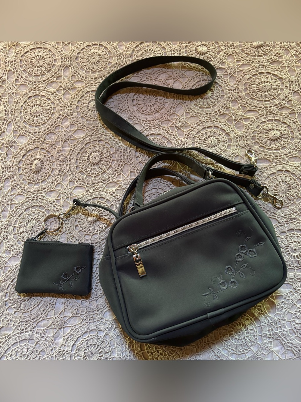 Y2K Gray Nylon-like Embroidered Shoulder Bag/Crossbody w/Zipper Coin Pouch NWOT